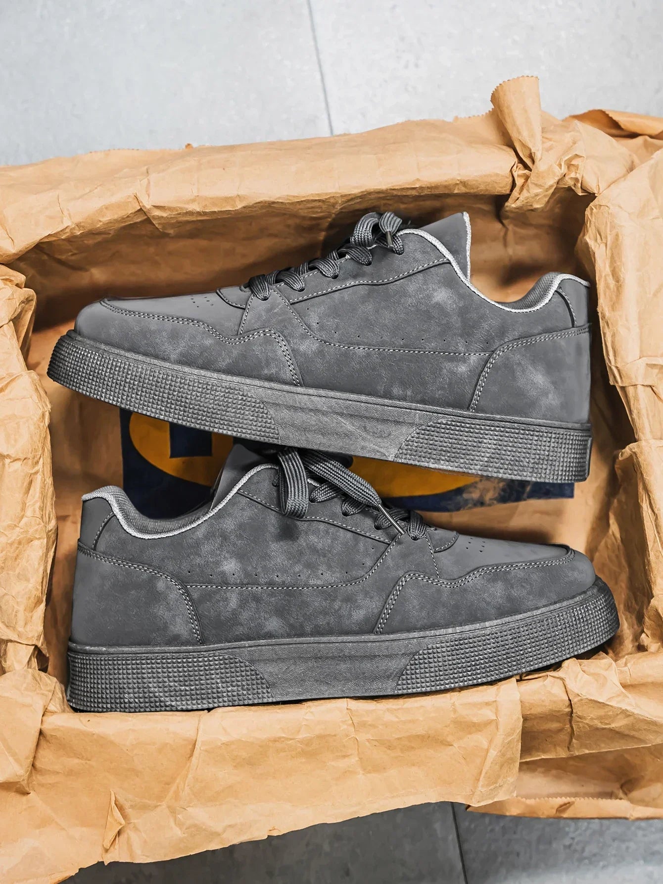 Urban Suede Sneaker
