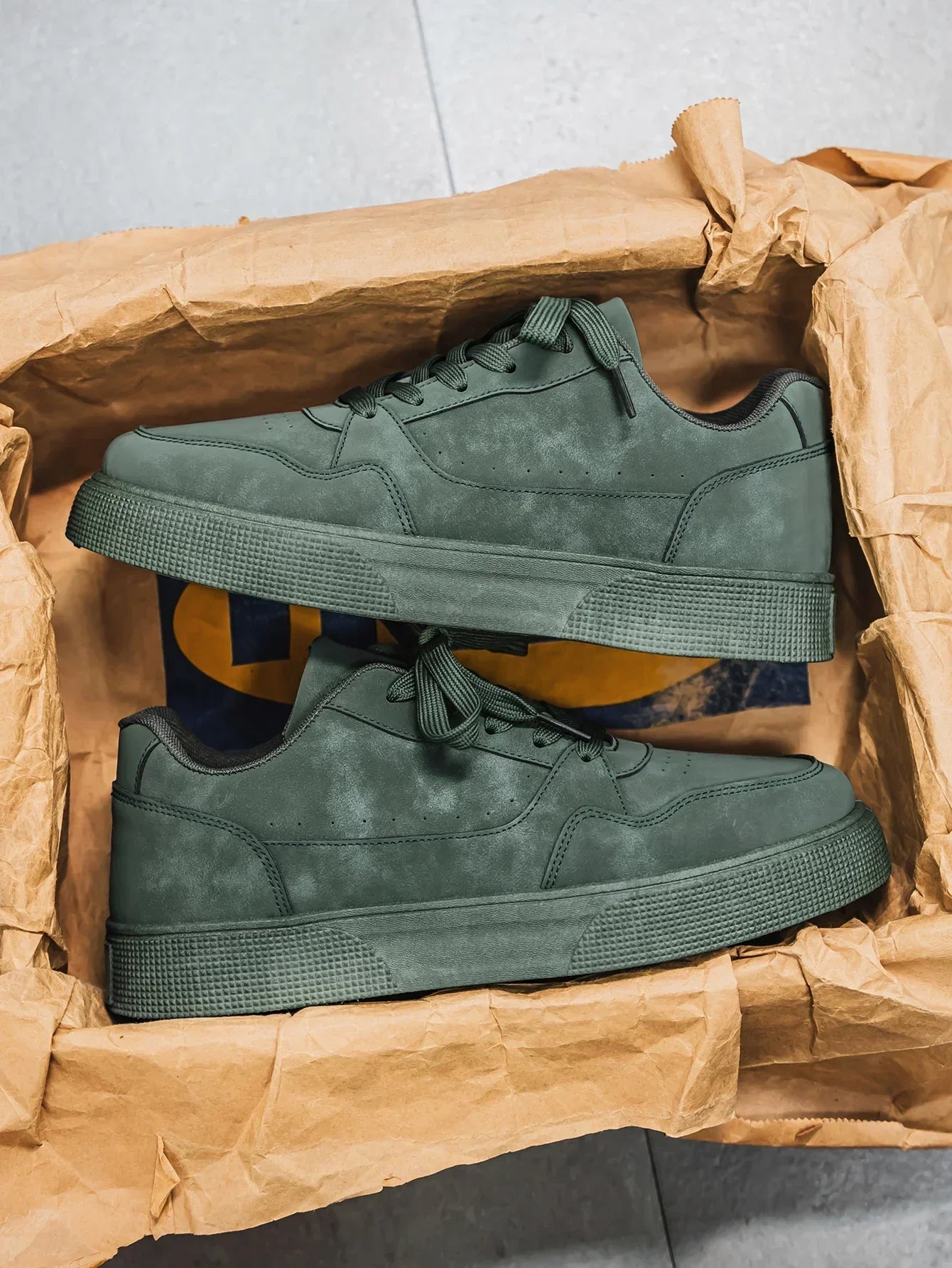 Urban Suede Sneaker